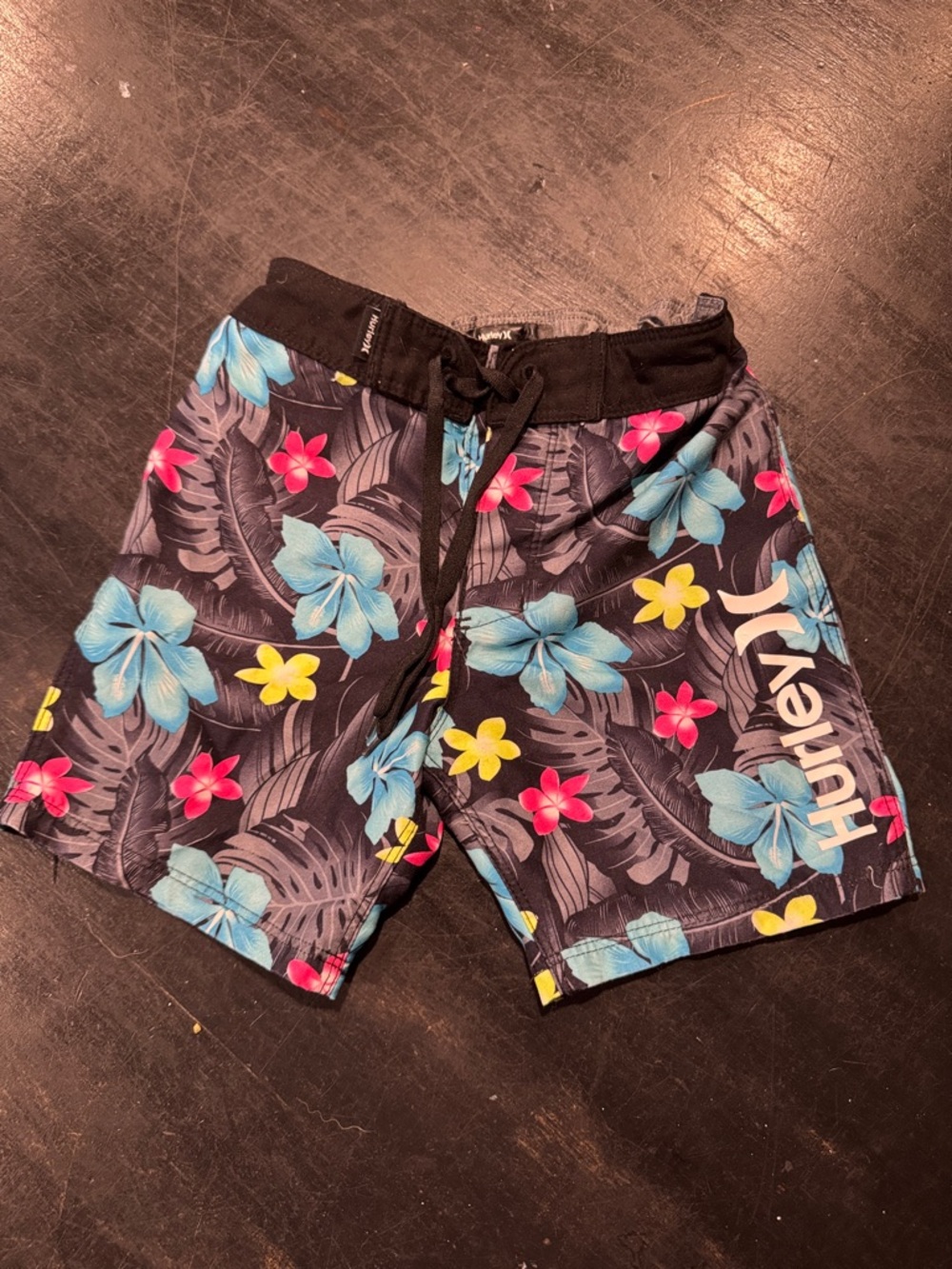4/$15 Kids Hurley Black Tropical Floral Swim Trunks Size 4